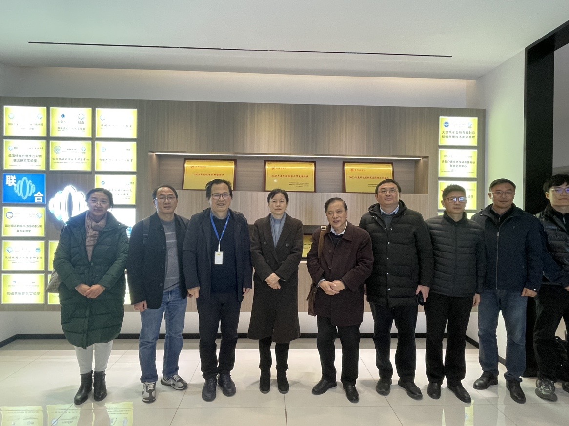 校企合作共建科技创新联合体调研——苏州科技大学开云手机站官网行